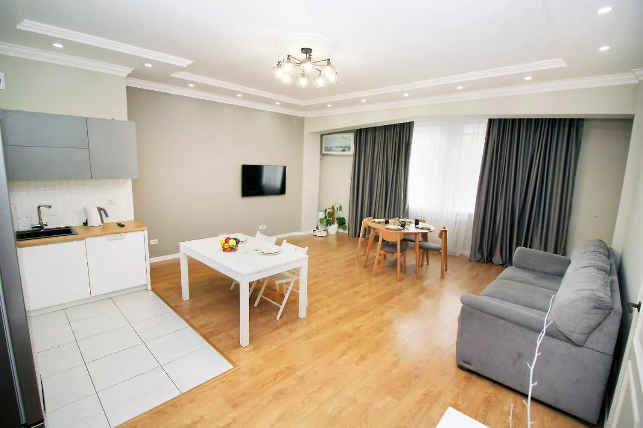 Perfect Spacious Apartment 356 Almaty Kazakhstan