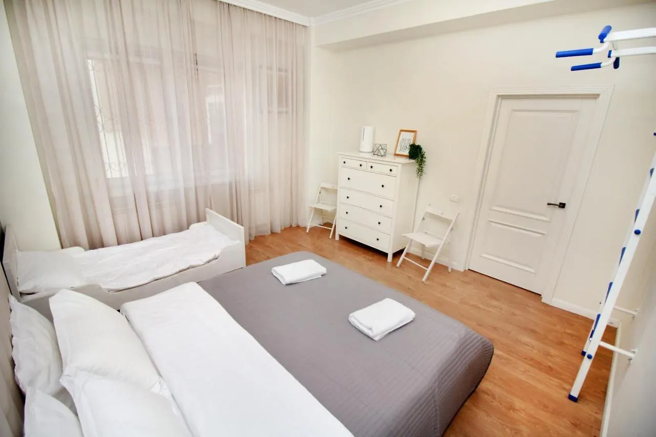 Perfect Spacious Apartment 356 Almaty