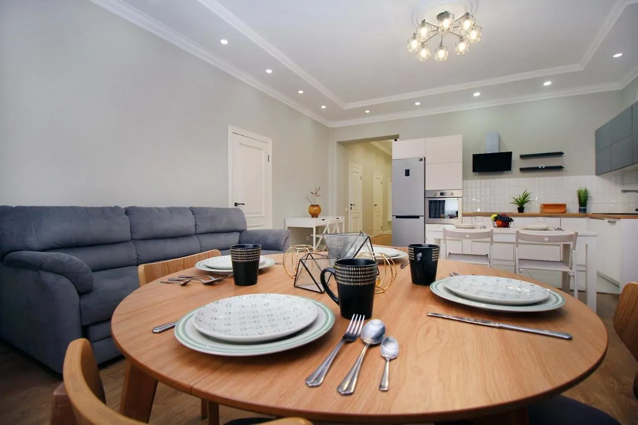 Perfect Spacious Apartment 356 Almaty