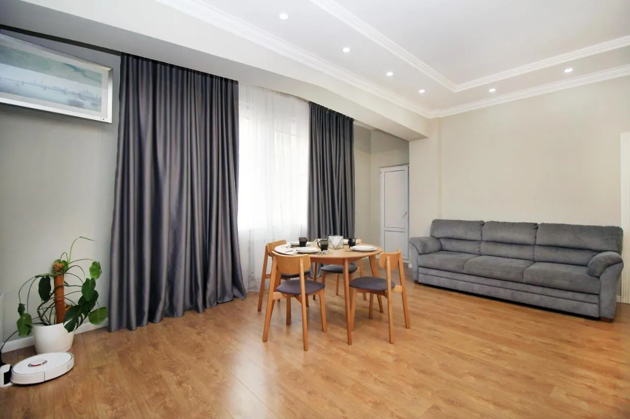 Perfect Spacious Apartment 356 Almaty 0*,  Kazakhstan